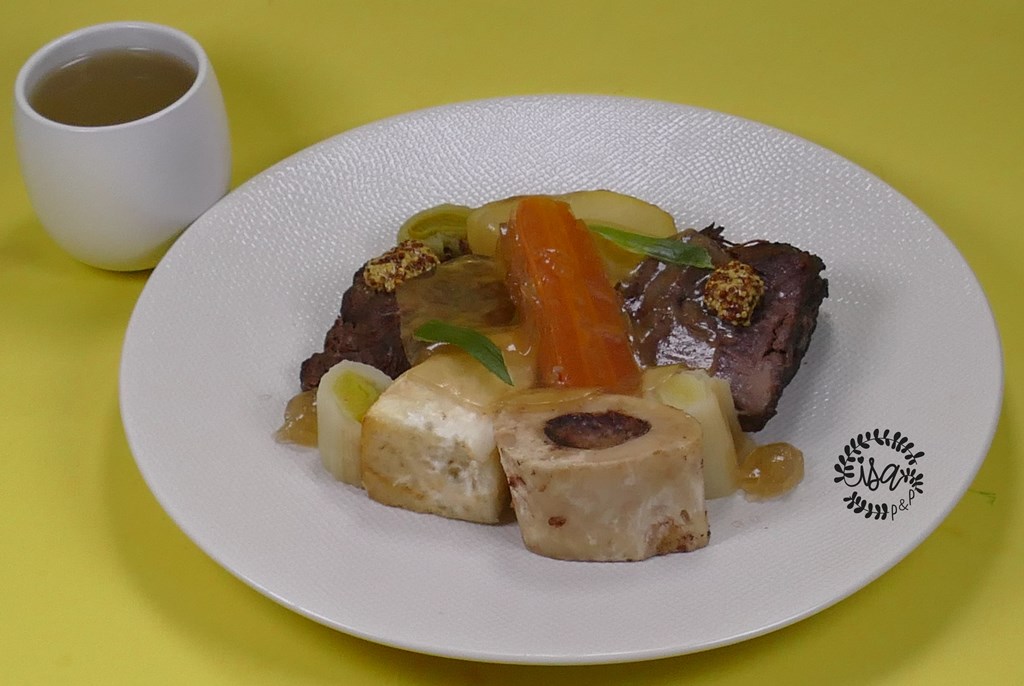 Recette pot-au-feu os à moelle - Marie Claire