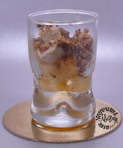 Verrine poire, foie gras & crumble noisette