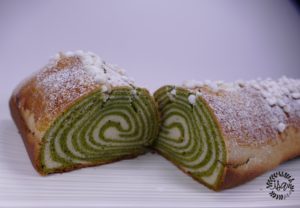 Pain brioché marbré au thé matcha