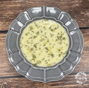 Velouté de tronçons et feuilles de chou-fleur