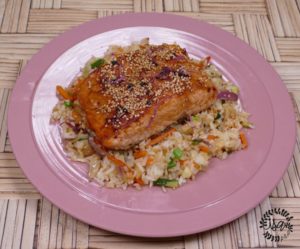 Saumon teriyaki et riz frit