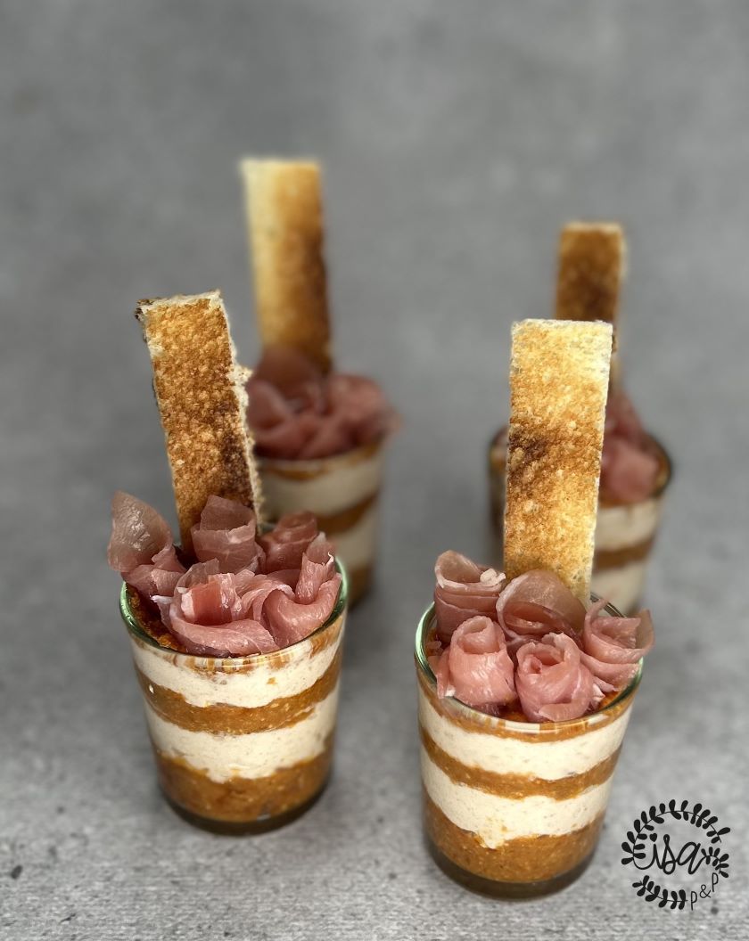 Verrine mousse de jambon et pesto de tomates confites - Isa popote et ...