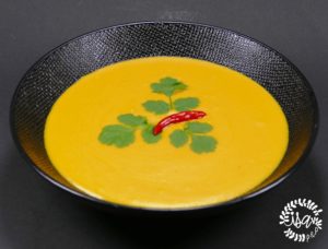 Crème de lentilles corail au jus de carotte et cumin